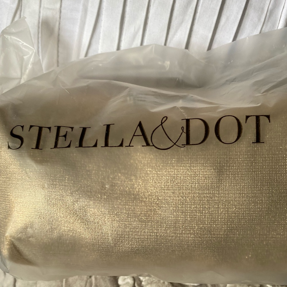 Stella&Dot Pouf